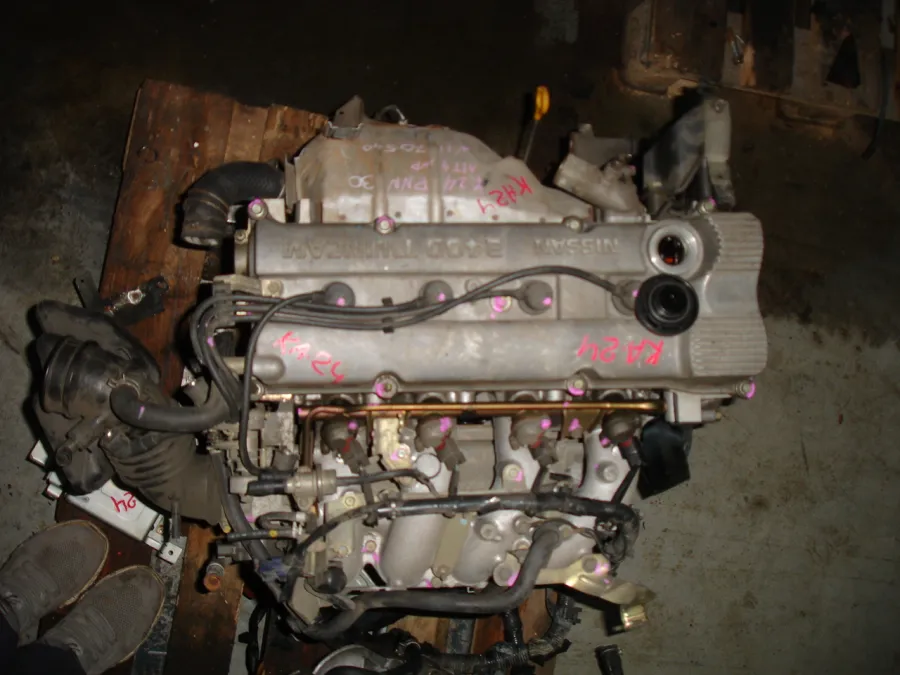 Двигатель Nissan Bassara JU30 KA24DE
