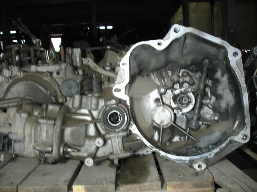 МКПП Suzuki Cultus G16A  (4WD)