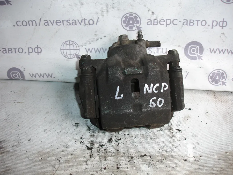 Суппорт Передний левый Toyota IST NCP60