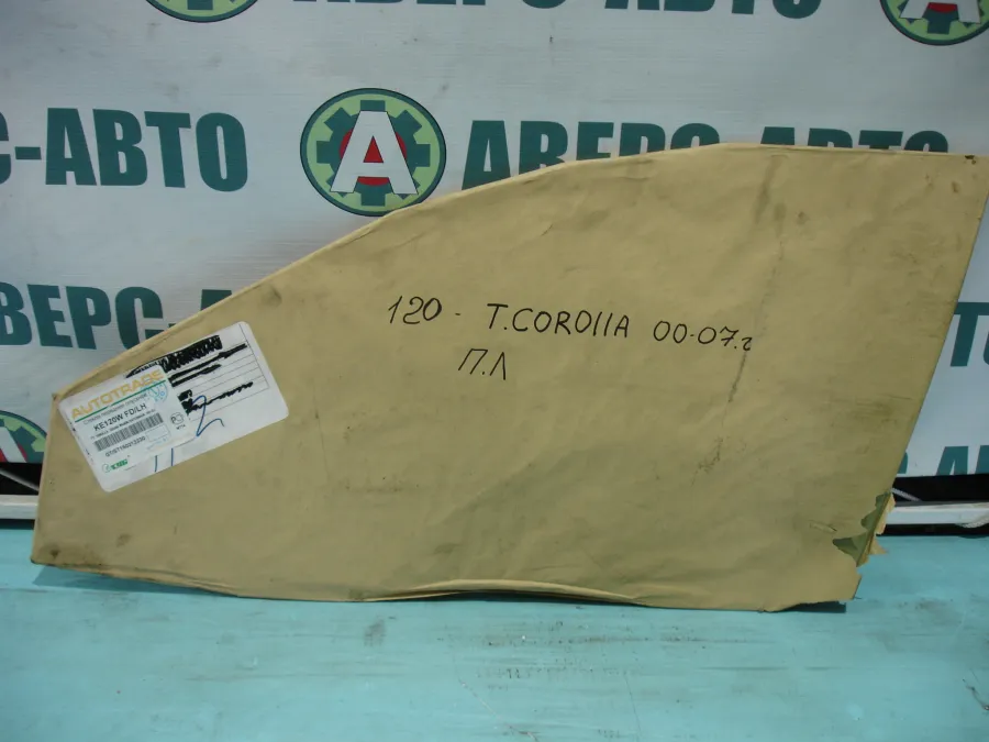 Стекло боковое опускное (Спереди/ Слева ) Toyota Corolla (E120)