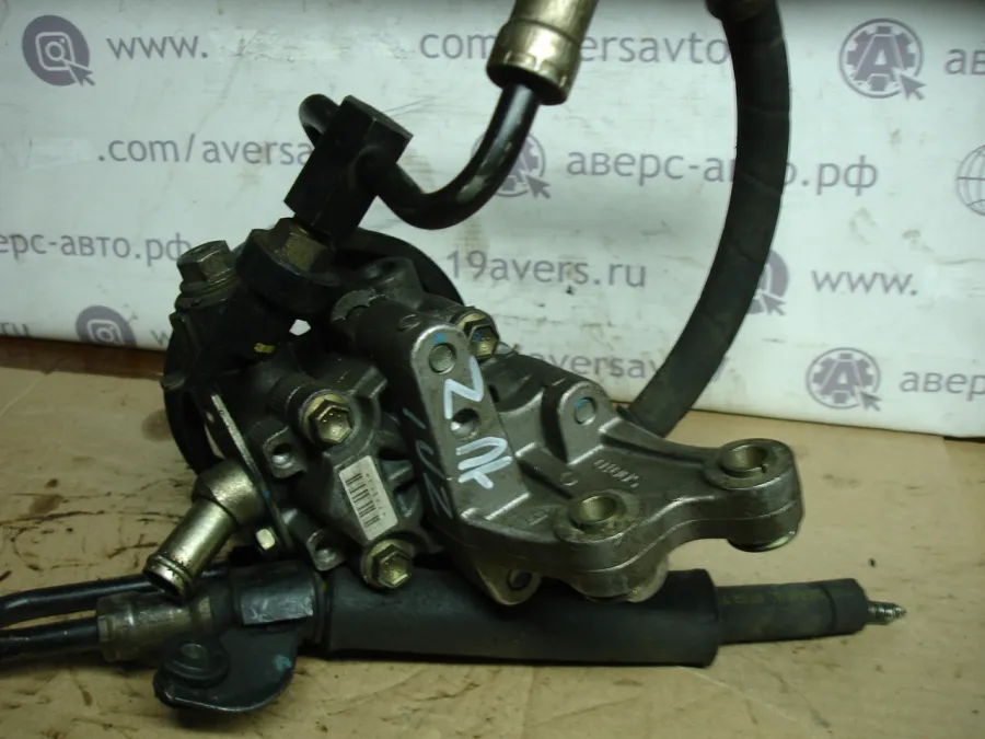 Гидроусилитель на Toyota Celsior UCF20 1UZ-FE