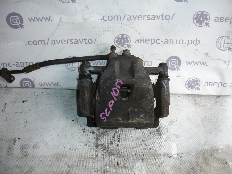 Суппорт Задний правый Toyota Vitz Scp90
